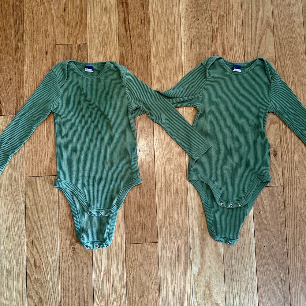 3/$15! TWIN ALERT - Two Matching Green Bodysuits from Old Navy, 18-24 months